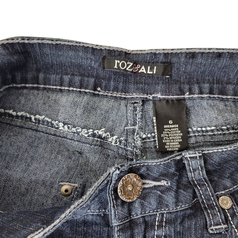 Roz & Ali Embroidered Pocket Straight Leg Jeans - Picture 3 of 4